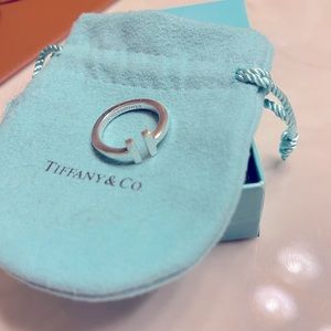 Tiffany T ring